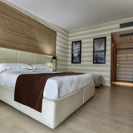 فندق Pineta Wellness &