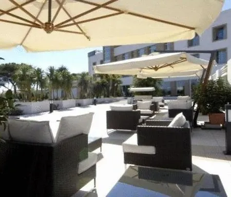 Pineta Wellness & 4*