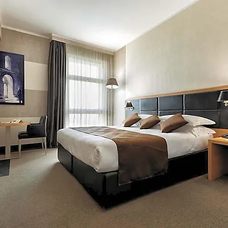 Hotel Pineta Wellness & 4*